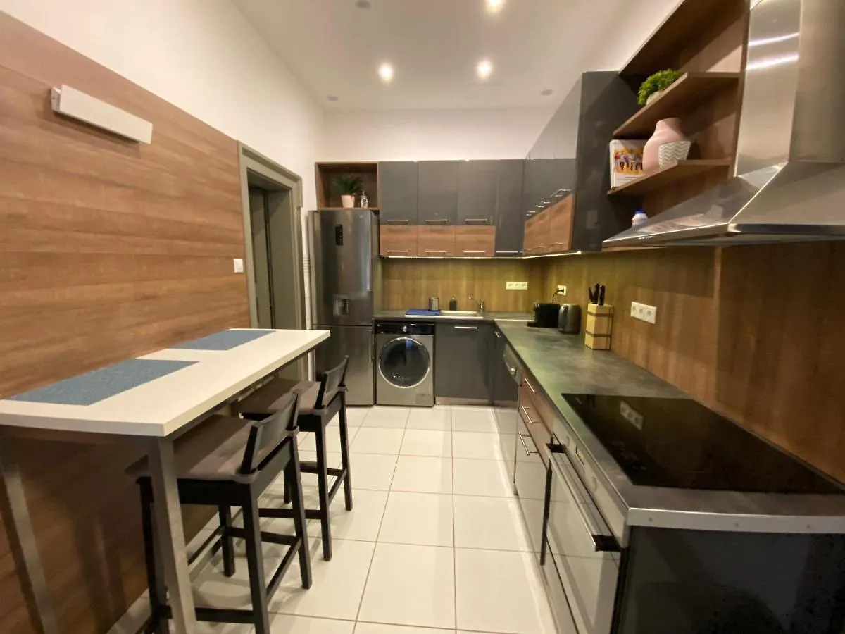 Hunyady Gallery Apartment Budapest